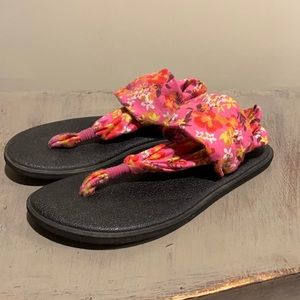 Sanuk girls yoga mat sandal